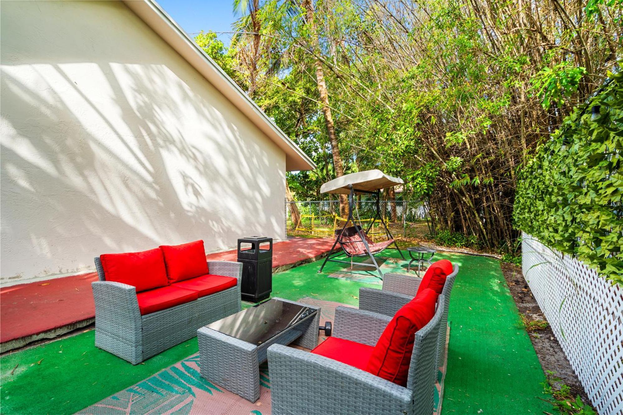 Albergue Crocodhouse Early Check In Eight Years Hosting Fort Lauderdale Exterior foto